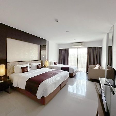 Lani Chiang Mai Hotel Exteriör bild