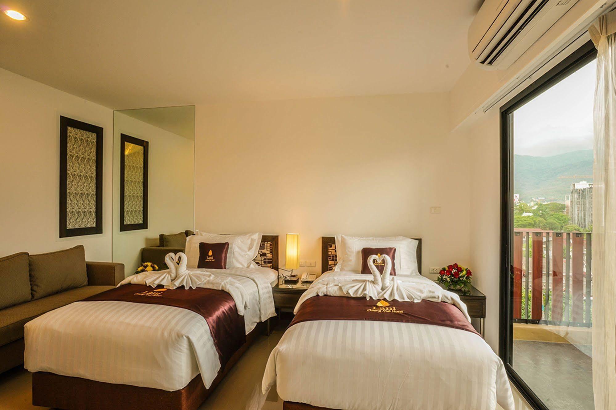 Lani Chiang Mai Hotel Exteriör bild
